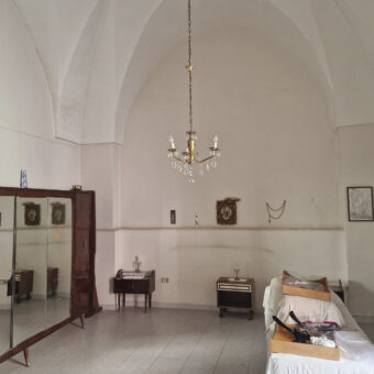Trepuzzi: Via San Giuseppe vicinanze centro con volte a stella