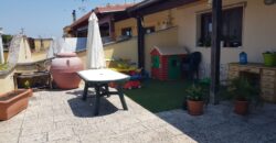Cavallino : Bifamiliare Piano Primo con terrazzo a livello