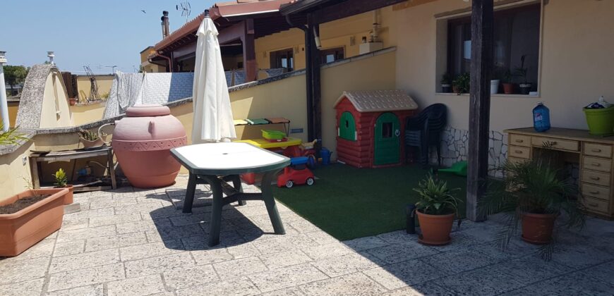 Cavallino : Bifamiliare Piano Primo con terrazzo a livello