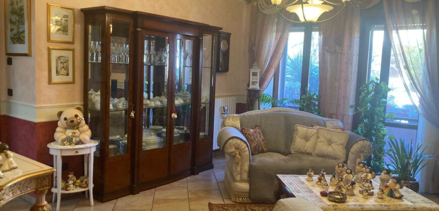 Squinzano: Via Nenni angolo via Copernico